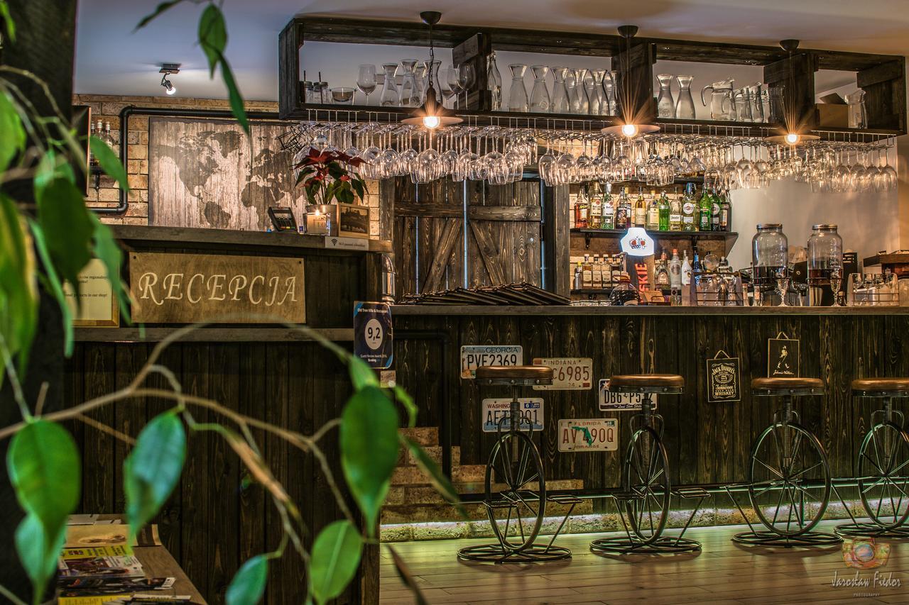 Oświęcim Old Tree Village & Restaurant מראה חיצוני תמונה